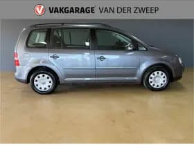 Volkswagen Touran 1.6-16v Fsi Business | Trekhaak | Cruise thumbnail 5