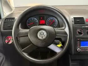 Volkswagen Touran 1.6-16v Fsi Business | Trekhaak | Cruise thumbnail 10