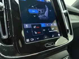 Volvo XC40 Extended Range Plus / 20'' / Nubuck incl. Fjord Blue Tapijt / Trekhaak / Stoel + Stuurw. Verwarming / PDC + Camera / Getint Glas / thumbnail 16