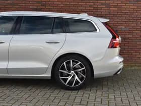 Volvo V60 T5 252PK Automaat Momentum thumbnail 14