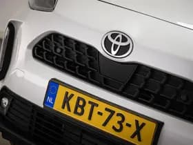 Toyota Yaris Cross 1.5 Hybrid 130 Dynamic | NIEUW | COMFORT PACK | STUURVERWARMING | CAMERA thumbnail 16