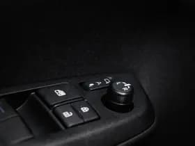 Toyota Yaris Cross 1.5 Hybrid 130 Dynamic | NIEUW | COMFORT PACK | STUURVERWARMING | CAMERA thumbnail 27