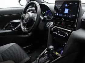 Toyota Yaris Cross 1.5 Hybrid 130 Dynamic | NIEUW | COMFORT PACK | STUURVERWARMING | CAMERA thumbnail 4