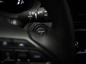 Toyota Yaris Cross 1.5 Hybrid 130 Dynamic | NIEUW | COMFORT PACK | STUURVERWARMING | CAMERA thumbnail 36