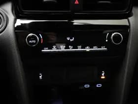 Toyota Yaris Cross 1.5 Hybrid 130 Dynamic | NIEUW | COMFORT PACK | STUURVERWARMING | CAMERA thumbnail 41