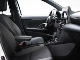 Toyota Yaris Cross 1.5 Hybrid 130 Dynamic | NIEUW | COMFORT PACK | STUURVERWARMING | CAMERA thumbnail 9