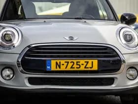 MINI Cooper Cabrio Mini 1.5 Chili Business thumbnail 12