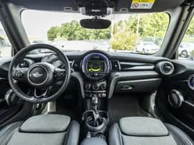 MINI Cooper Cabrio Mini 1.5 Chili Business thumbnail 23