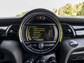 MINI Cooper Cabrio Mini 1.5 Chili Business thumbnail 38