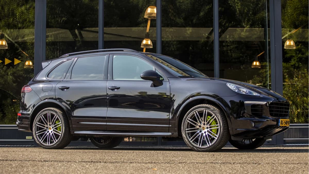 Porsche Cayenne 3.0 S E-Hybrid Platinum Edition NL Auto! — foto 1