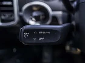 Porsche Cayenne 3.0 S E-Hybrid Platinum Edition NL Auto! thumbnail 35