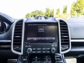 Porsche Cayenne 3.0 S E-Hybrid Platinum Edition NL Auto! thumbnail 40