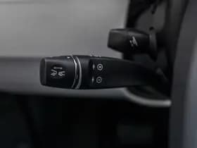 Tesla Model X Long Range thumbnail 28