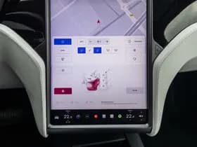 Tesla Model X Long Range thumbnail 35