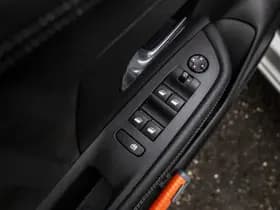 Opel Mokka-e Ultimate 50-kWh 11kw bl. thumbnail 22