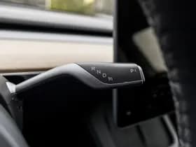 Tesla Model Y Long Range AWD 75 kWh thumbnail 21