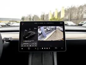 Tesla Model Y Long Range AWD 75 kWh thumbnail 27