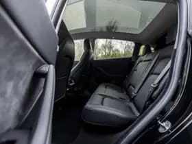 Tesla Model Y Long Range AWD 75 kWh thumbnail 34