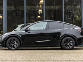 Tesla Model Y Long Range AWD 75 kWh thumbnail 8