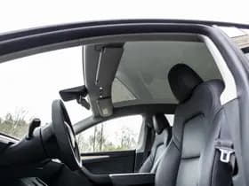 Tesla Model Y Performance AWD 75 kWh thumbnail 22