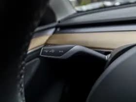 Tesla Model Y Performance AWD 75 kWh thumbnail 27