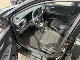 Kia Stonic 1.0 T-GDi MHEV DynamicLine NAVI CARPLAY + CAMERA thumbnail 8