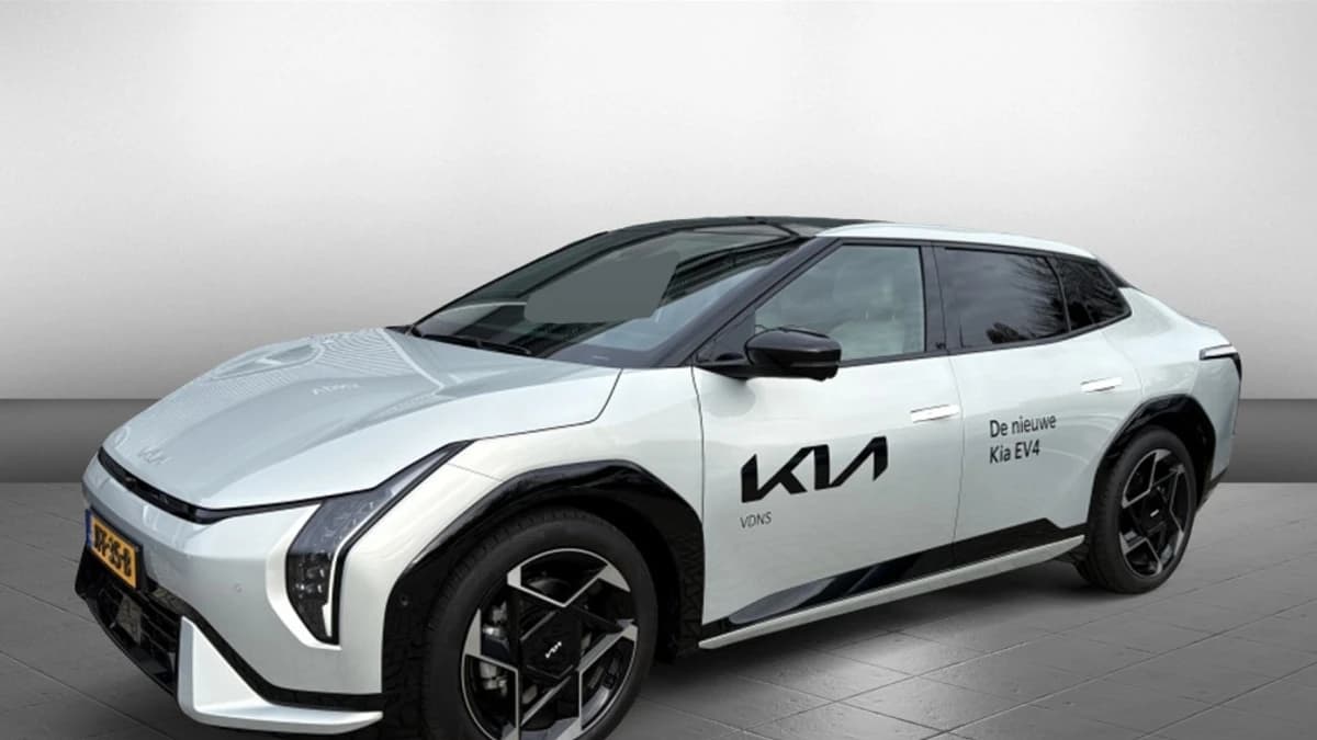 Kia Ev4 Fastback GT PlusLine 81,4KWH '' per direct beschikbaar '' lage bijtelling — foto 1