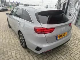 Kia Ceed Sportswagon 1.0 T-GDi DESIGN EDITION * WOLF GREY!!* NAVI + CAMERA thumbnail 4