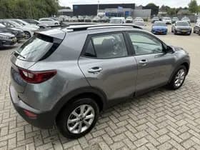 Kia Stonic 1.0 T-GDi MHEV DynamicLine NAVI + CAMERA thumbnail 6