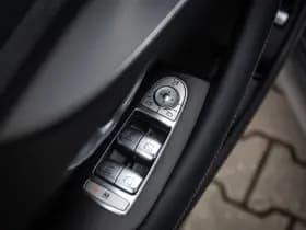 Mercedes-Benz E-Klasse Cabrio 200 AMG Line , Sfeerverlichting, stoel/nekverwarming, Isofix thumbnail 28