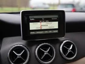 Mercedes-Benz GLA 180 Ambition , Trekhaak, Leer, Achteruitrijcamera thumbnail 11