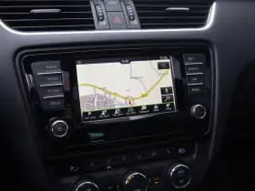 Škoda Octavia Combi 1.6 TDI Greentech Edition Businessline , Panoramadak, Trekhaak, Achteruitrijcamera, thumbnail 15