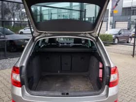 Škoda Octavia Combi 1.6 TDI Greentech Edition Businessline , Panoramadak, Trekhaak, Achteruitrijcamera, thumbnail 23