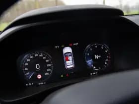 Volvo XC40 1.5 T3 Inscription , Harman/Kardon, Trekhaak, Memory, Keyless, thumbnail 5