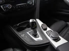 BMW 3 Serie Touring 318i M Sport Edition , Trekhaak, Leer, Carplay, thumbnail 5