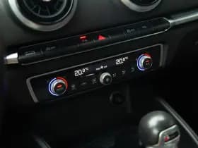 Audi A3 Sportback 1.5 TFSI CoD S-line thumbnail 17