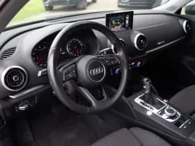 Audi A3 Sportback 1.5 TFSI CoD S-line thumbnail 4