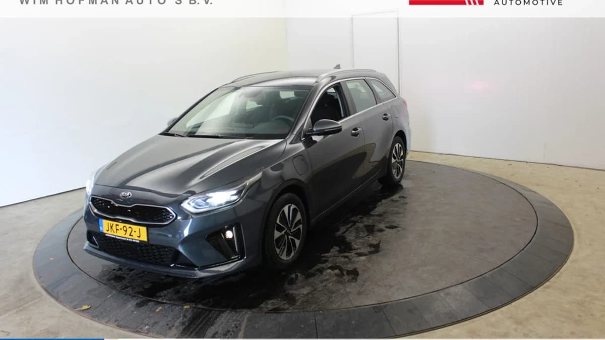 Kia Ceed 1.6 GDI PHEV Dynamic — foto 1