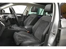 Volkswagen Passat GTE incl winterset Virtual Panodak Leer Camera Trekh thumbnail 6