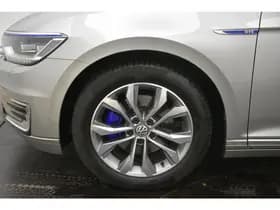 Volkswagen Passat GTE incl winterset Virtual Panodak Leer Camera Trekh thumbnail 7