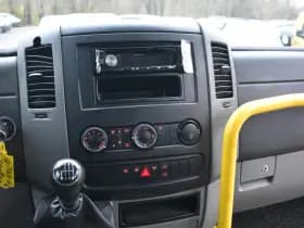 Volkswagen Crafter 35 2.0 TDI L2H2 BPM € 6240.- excl BTW Vrij 9Pers Rolstoelbus Camper thumbnail 5