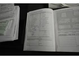 Volkswagen Caddy 2.0 TDI Highline pdc Nw staat Dealer onderhouden thumbnail 8