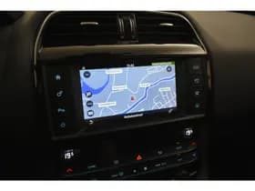 Jaguar F-PACE 2.0 Prestige 20 D 180 PK Lage Kilometers NAP thumbnail 2