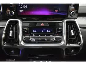 Kia Sorento 1.6 T-GDI Plug-in Hybrid 4WD ExecutiveLine thumbnail 25