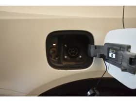 Kia Sorento 1.6 T-GDI Plug-in Hybrid 4WD ExecutiveLine thumbnail 35