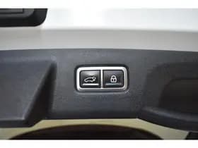 Kia Sorento 1.6 T-GDI Plug-in Hybrid 4WD ExecutiveLine thumbnail 6