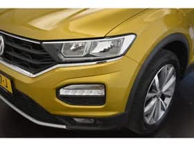 Volkswagen T-Roc 1.0 TSI Style 2-Tone Camera Apple Carplay Adapt-cruise Clima 1e eigenaar thumbnail 11