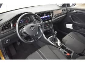 Volkswagen T-Roc 1.0 TSI Style 2-Tone Camera Apple Carplay Adapt-cruise Clima 1e eigenaar thumbnail 3