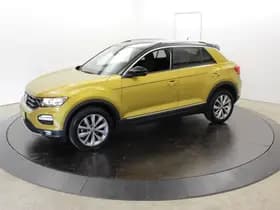 Volkswagen T-Roc 1.0 TSI Style 2-Tone Camera Apple Carplay Adapt-cruise Clima 1e eigenaar thumbnail 38