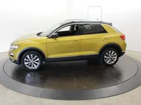 Volkswagen T-Roc 1.0 TSI Style 2-Tone Camera Apple Carplay Adapt-cruise Clima 1e eigenaar thumbnail 40